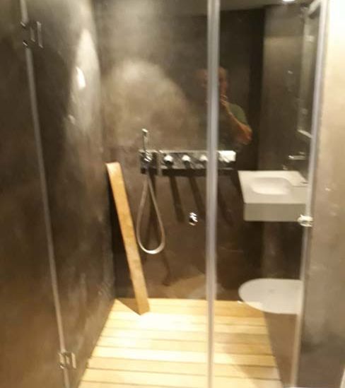 Aluminios y cristales ISJU mampara de baño